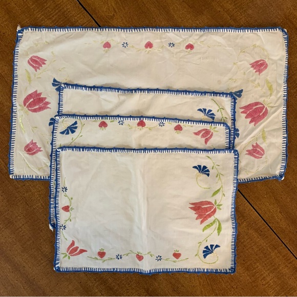 Vintage/Antique Handmade Cloth Placemats/Table Linens - Picture 1 of 5